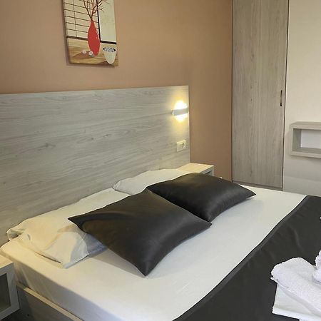 Molla Apartments Ulcinj Eksteriør billede